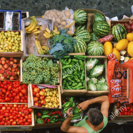 Rich Heart Fruit Store
